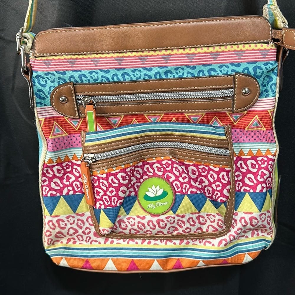 Lilly Bloom Triple Pocket Crossbody